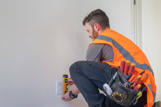 Best Licensed Electrician  in Youngstown, OH