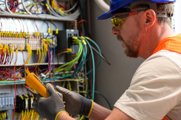 Best Local Electrician Companies  in Youngstown, OH